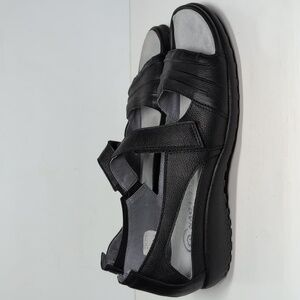 Naot Papaki black wedge shoe like sandals womans size 11 EU 42